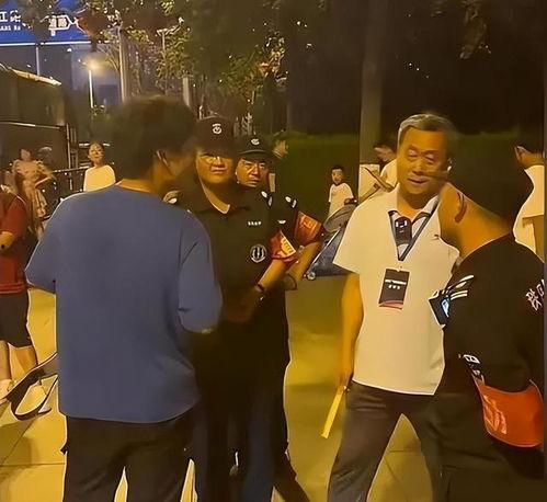 青岛爆料大爷视频最新,揭秘背后真相  第1张